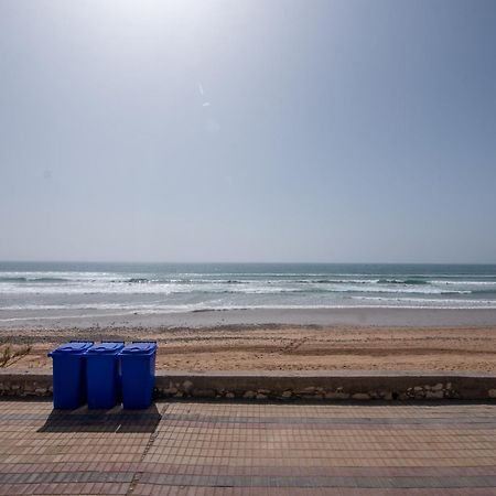 Appartement Pied Dans L'Eau Avec Piscine Аурир Экстерьер фото