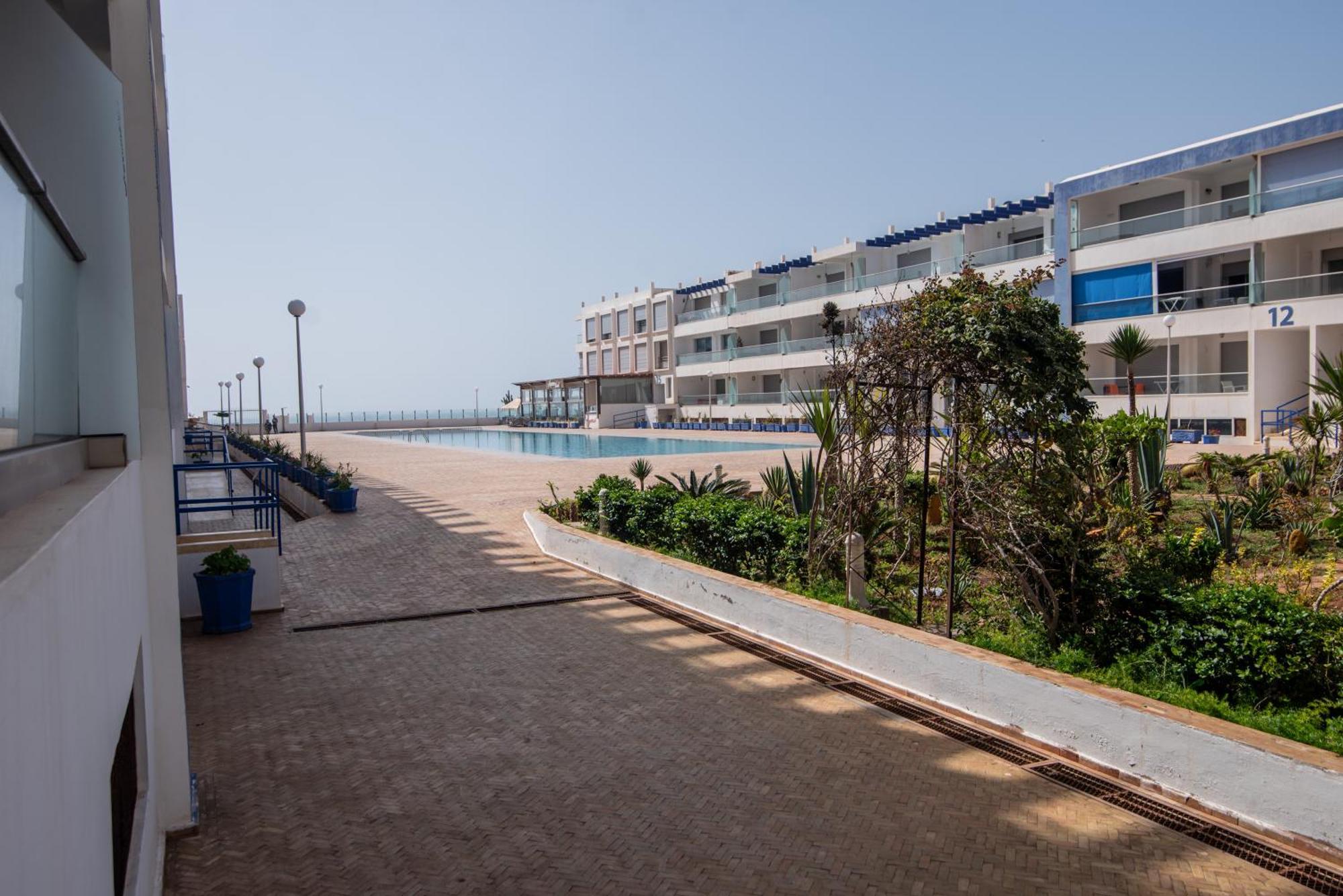 Appartement Pied Dans L'Eau Avec Piscine Аурир Экстерьер фото